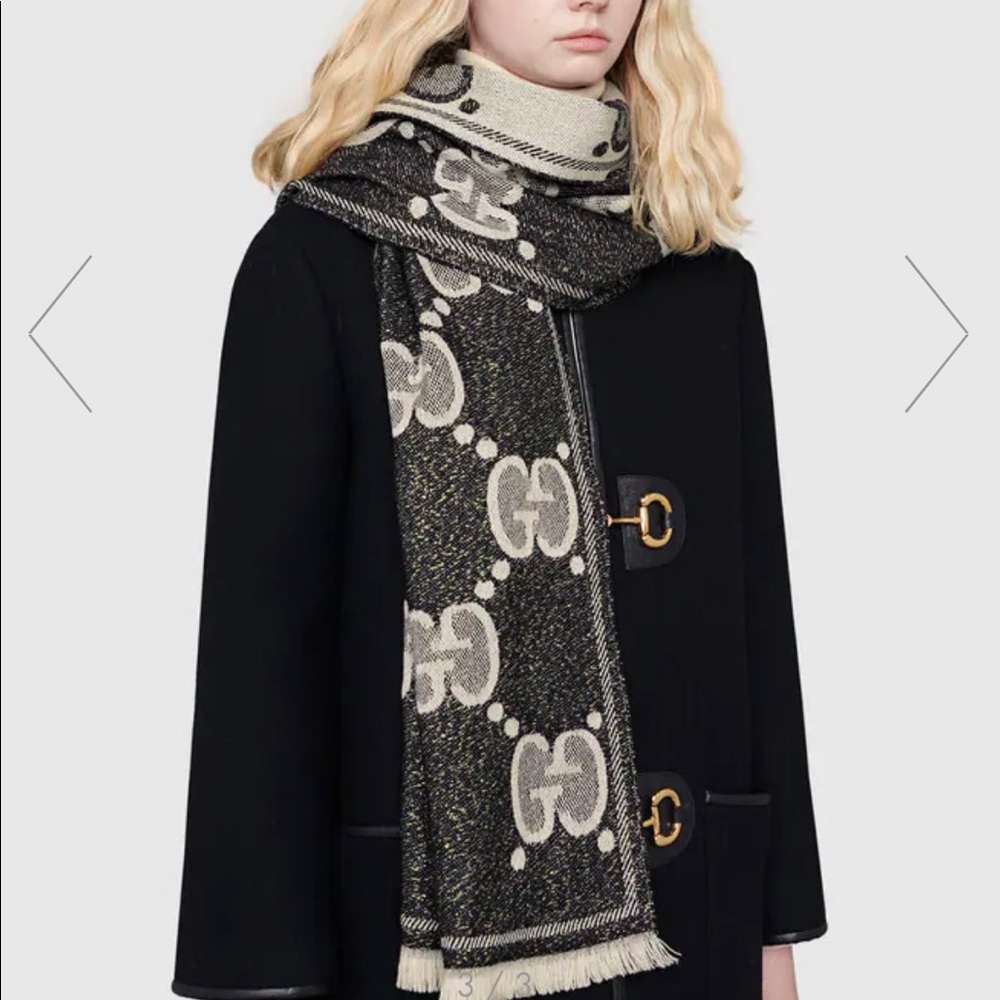 For sale is beautiful GG jacquard Gucci scarf!
